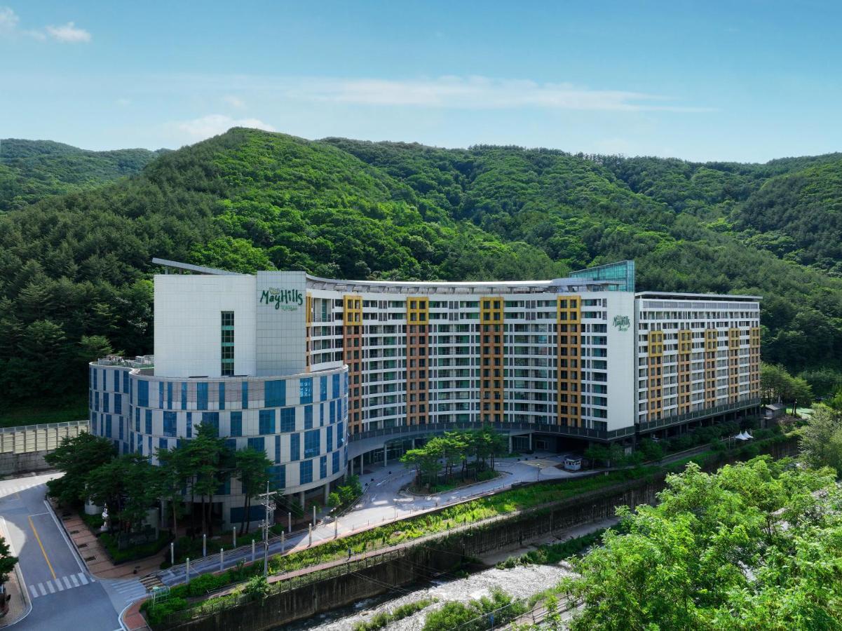 Jeongseon Mayhills Resort Exterior photo