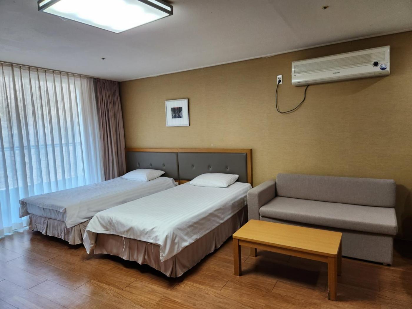Jeongseon Mayhills Resort Exterior photo
