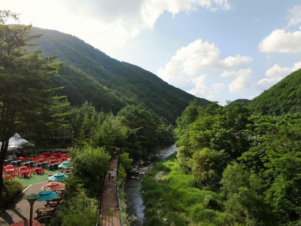 Jeongseon Mayhills Resort Exterior photo