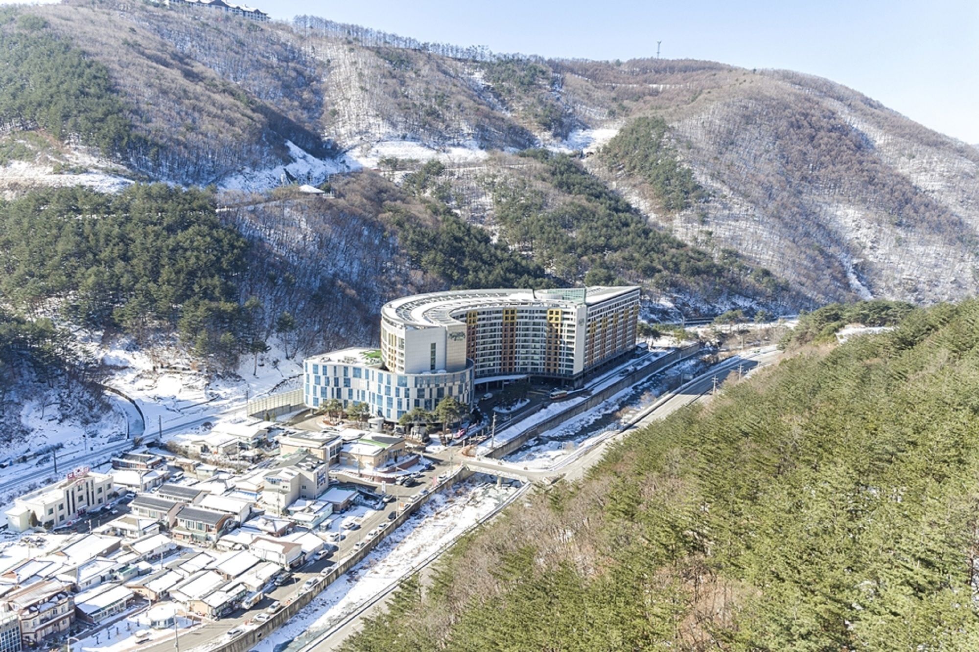 Jeongseon Mayhills Resort Exterior photo